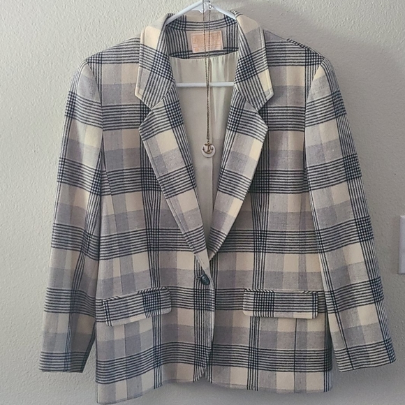 Pendleton Jackets & Blazers - Pendleton Blazer (women's)